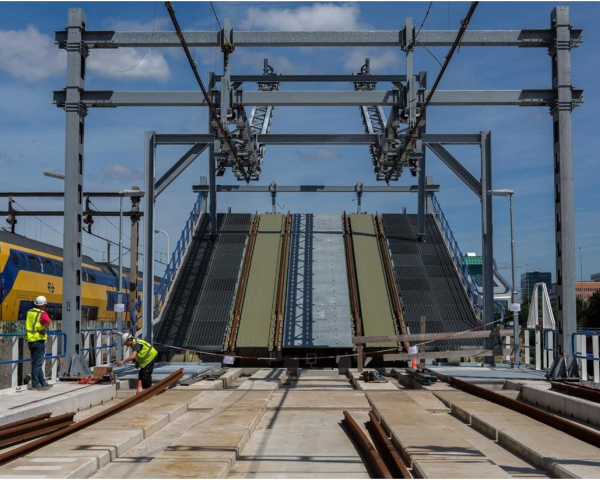 Schinkelbrug.jpg